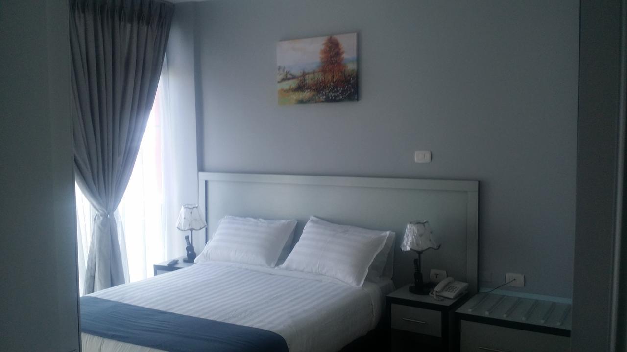 Afro Addis Hotel Apartment Extérieur photo