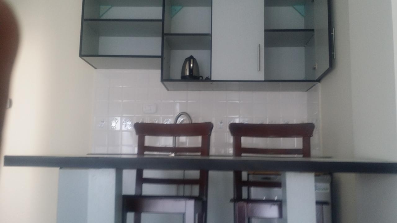 Afro Addis Hotel Apartment Extérieur photo