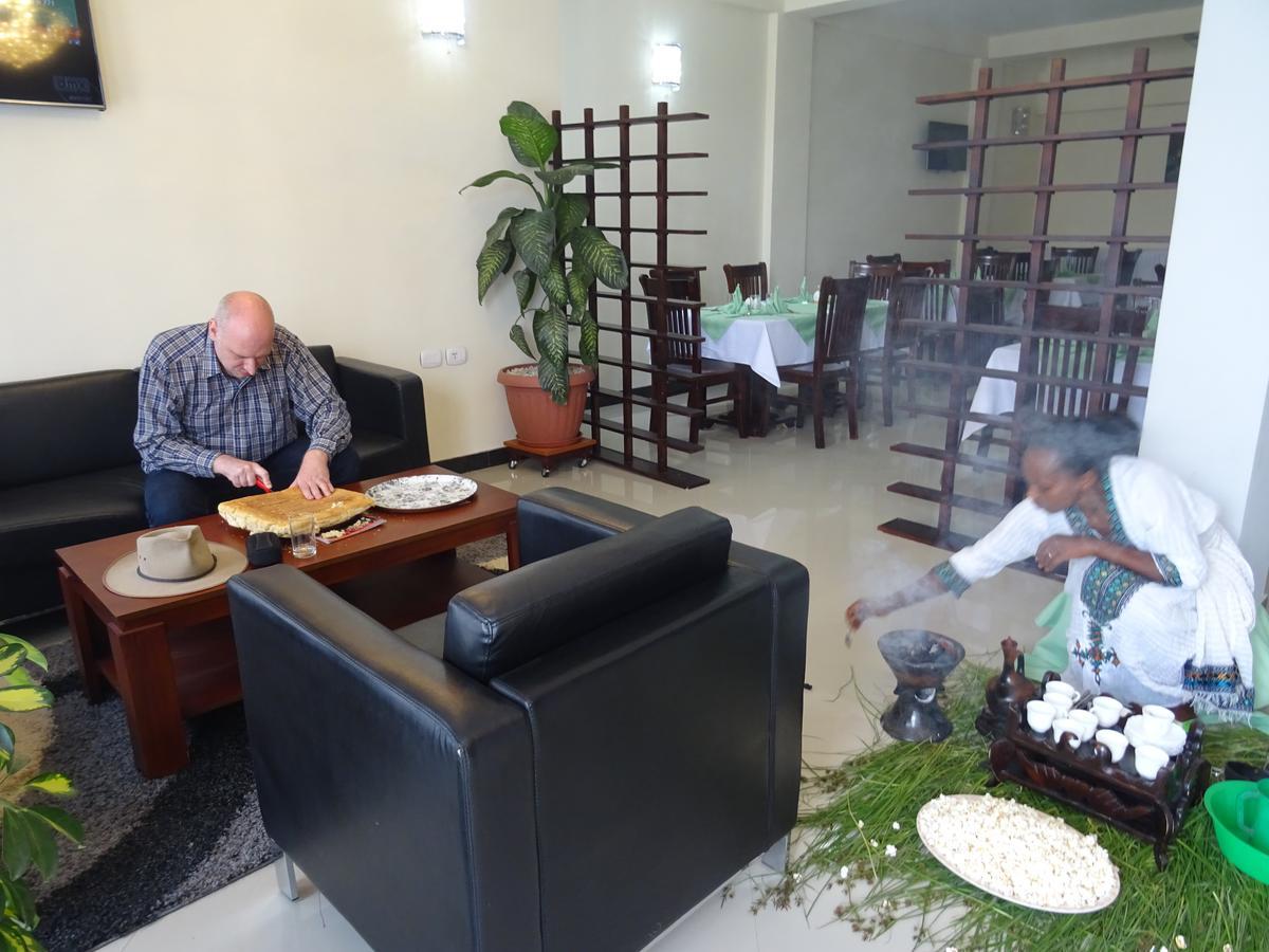 Afro Addis Hotel Apartment Extérieur photo