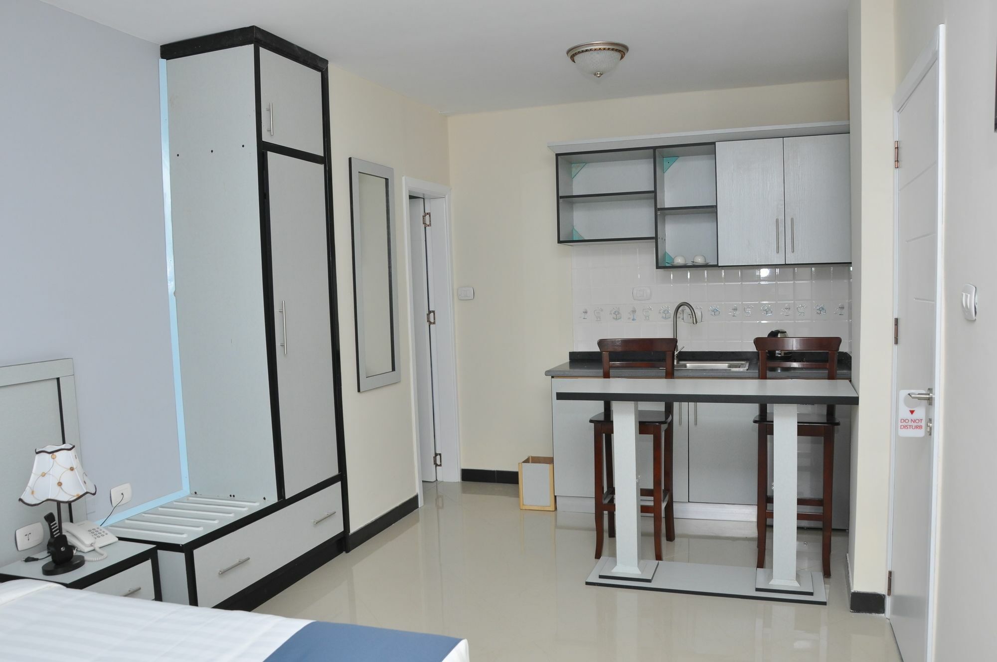 Afro Addis Hotel Apartment Extérieur photo